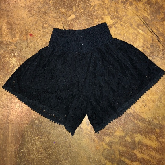 Kids Black Lace Shorts - Picture 3 of 4